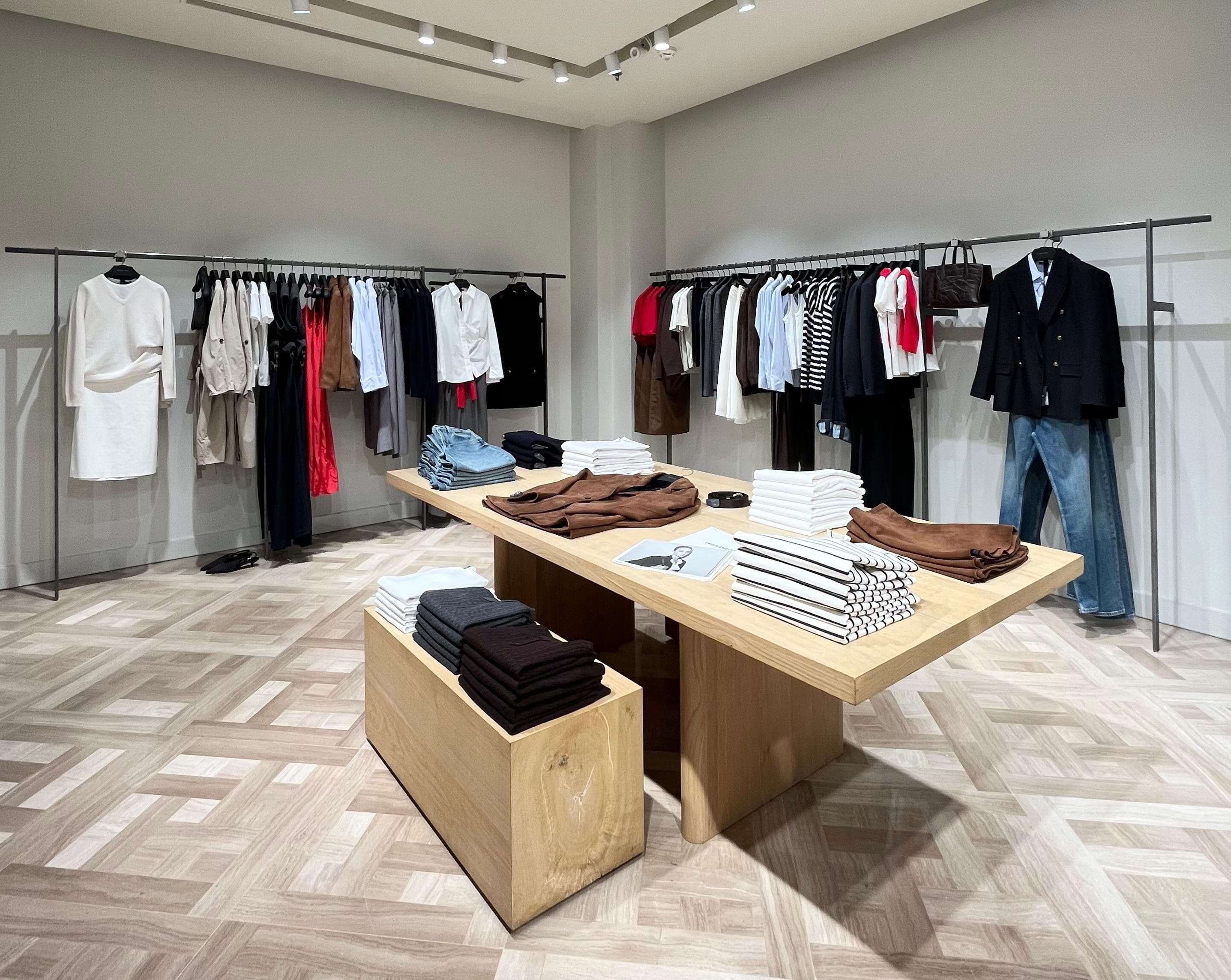 MASSIMO DUTTI