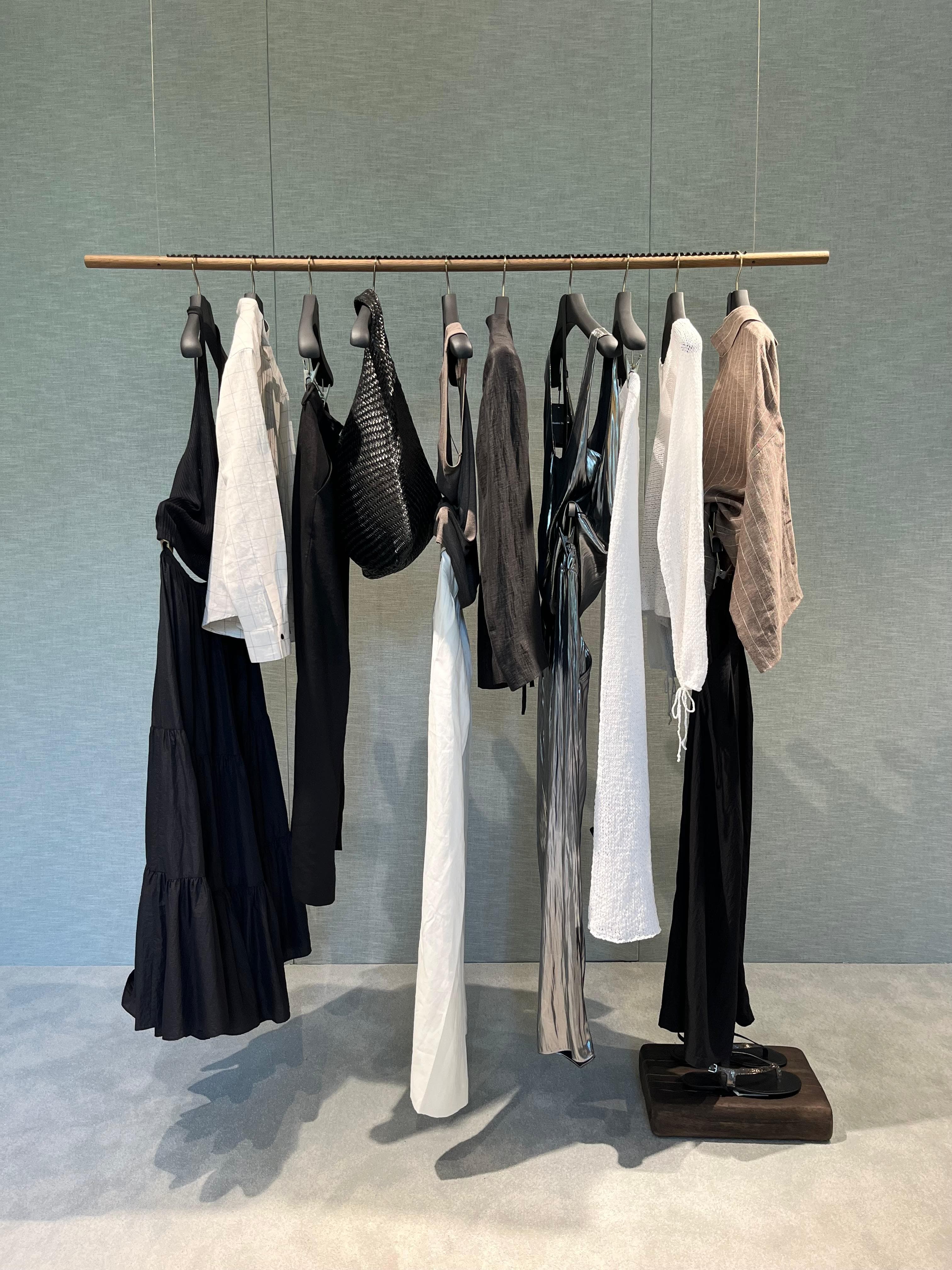 MASSIMO DUTTI